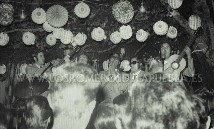 Los Romeros de la Puebla en la feria a principios de los setenta